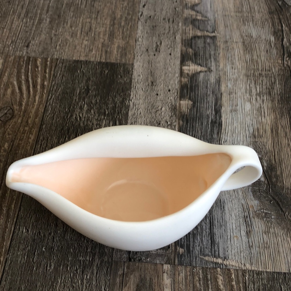 Roost Porcelain Bisque Seashell Gravy Boat
